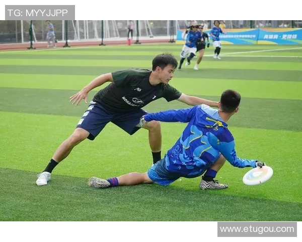 北京飞盘队在世界滑板锦标赛中以86分稳居积分榜首位